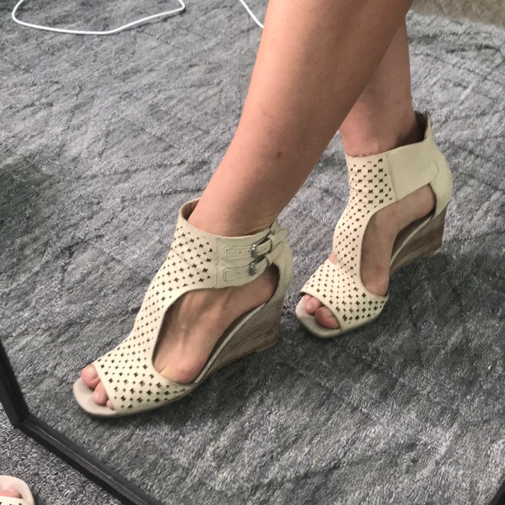 Via Spiga genuine leather elegant wedge